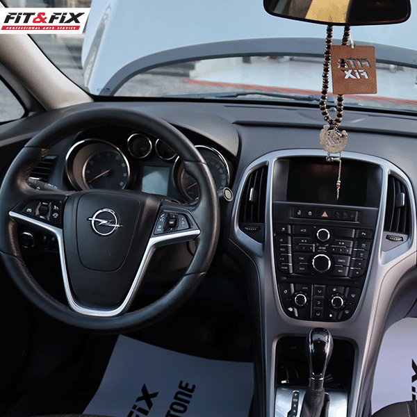 OPEL Astra 2015